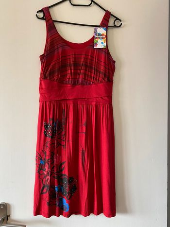 Robe Desigual rouge Taille M neuve