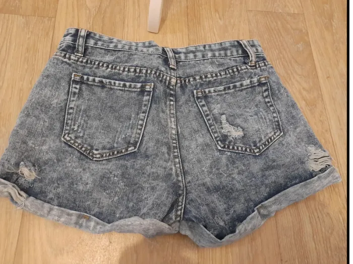 short taille m - photo numéro 2