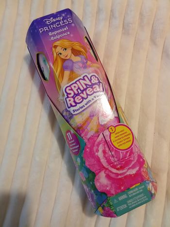 Poupée raiponce spin & reveal
