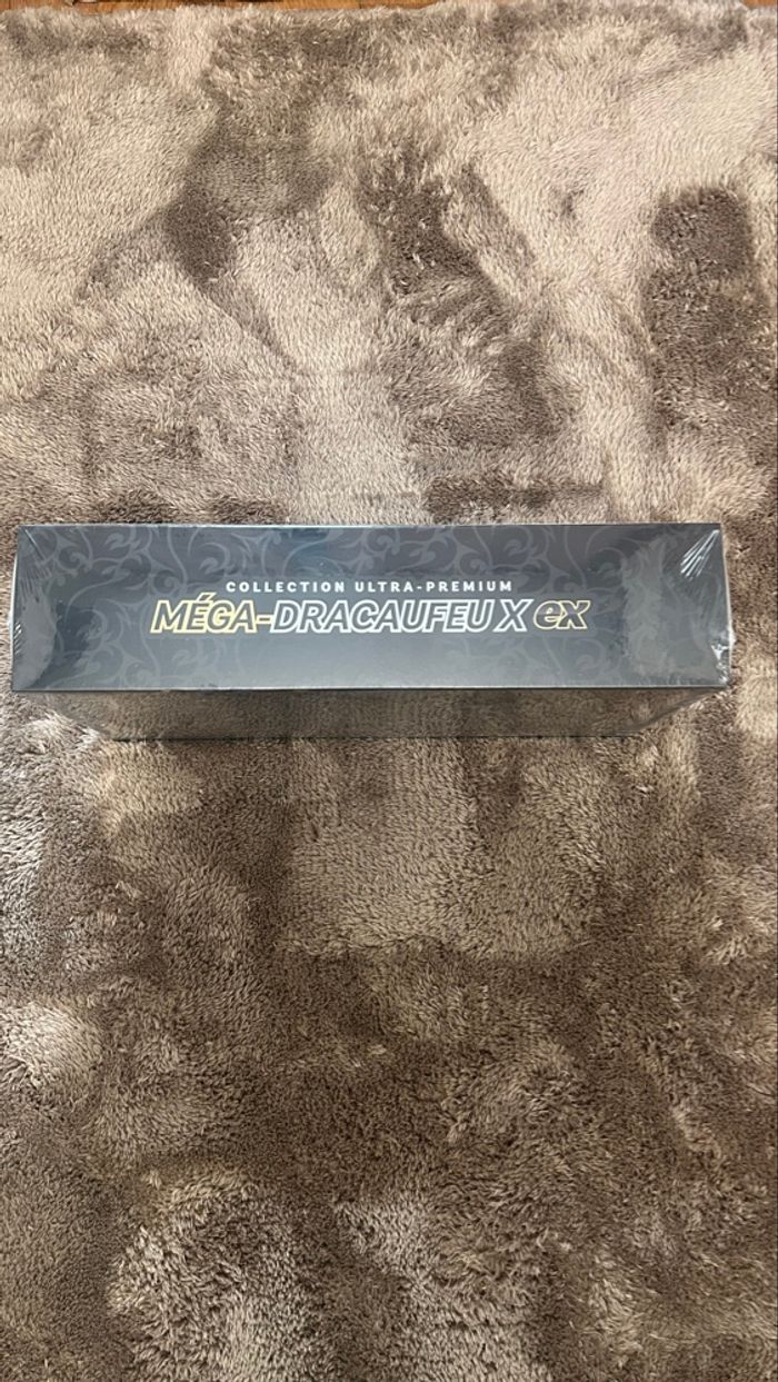 UPC Flammes Fantasmagoriques Mega Dracaufeu parfaitement scellée - photo numéro 3