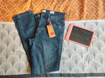 Jeans Lee Cooper neuf taille 40