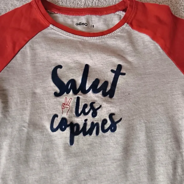 Tee-shirt manches longues "Salut les copines", Gémo, 5 ans