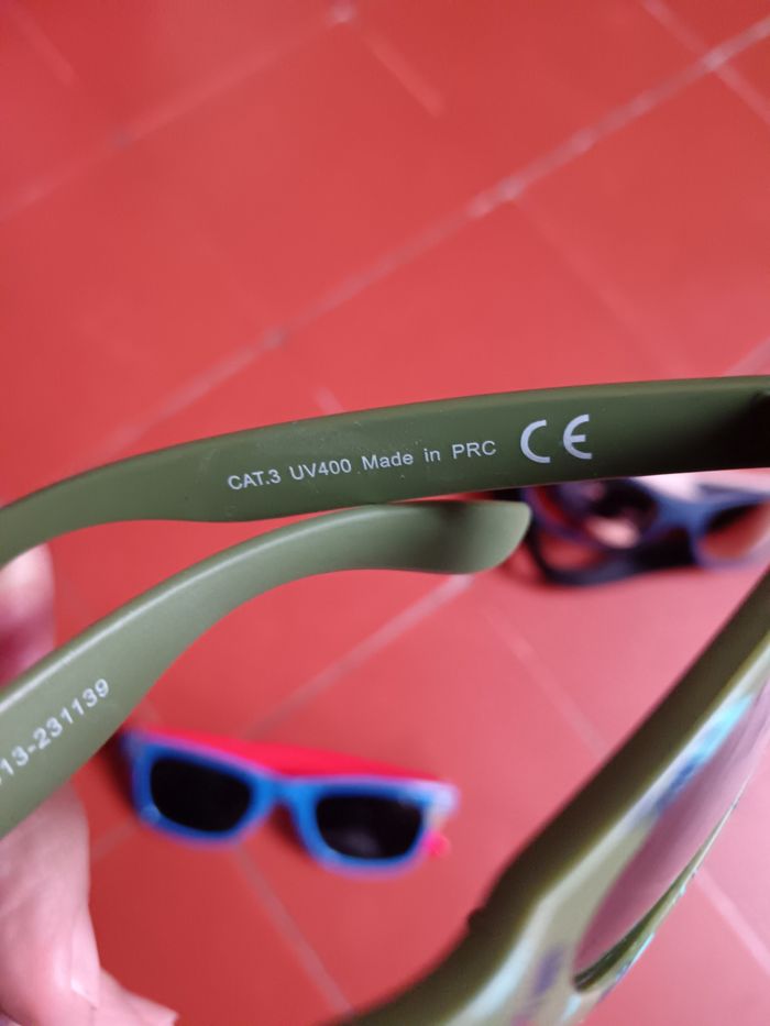 Lot lunettes de soleil - photo numéro 5
