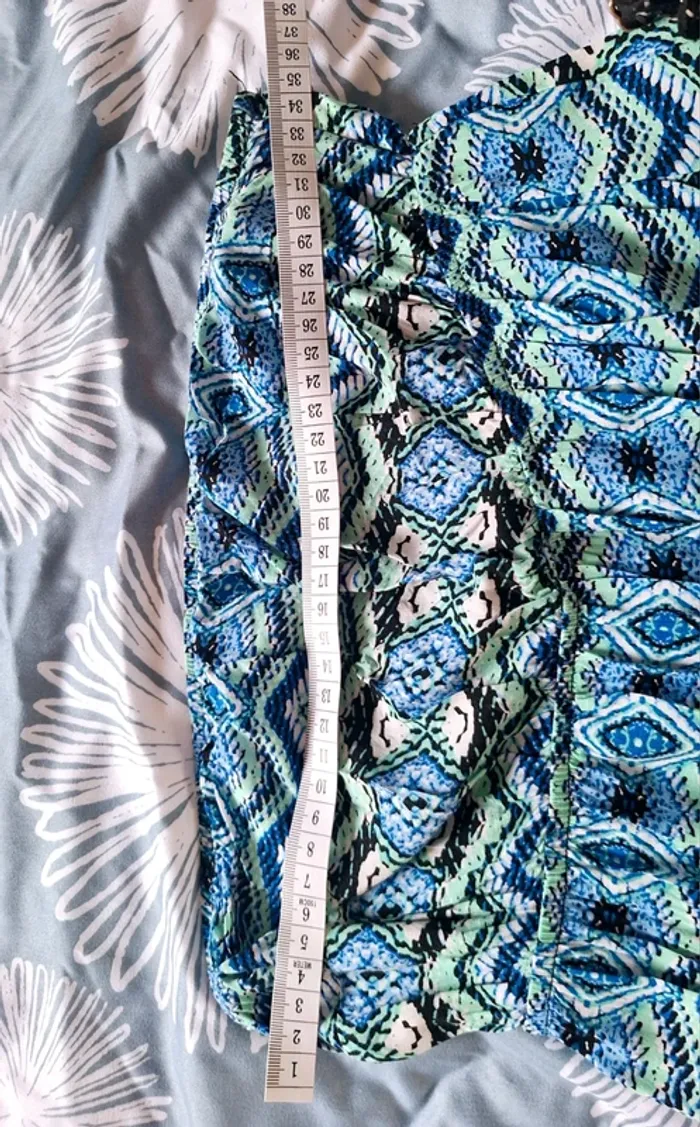 Jolie combishort femme taille 36/38 - photo numéro 7