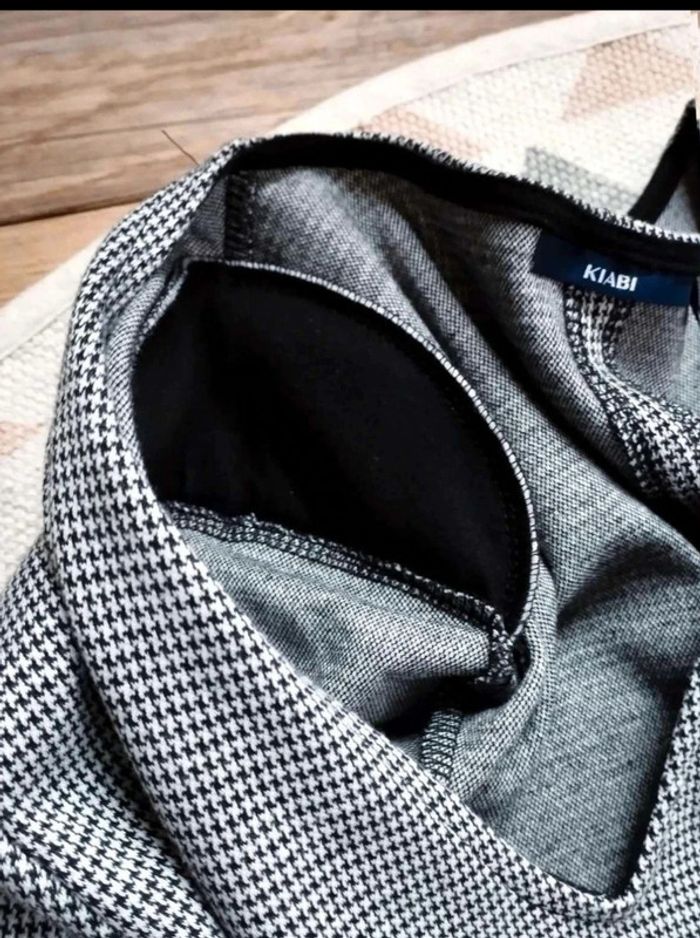 Robe  Pied de  poule  -  Kiabi - 42/44  =  XL  -  Comme Neuve - photo numéro 9