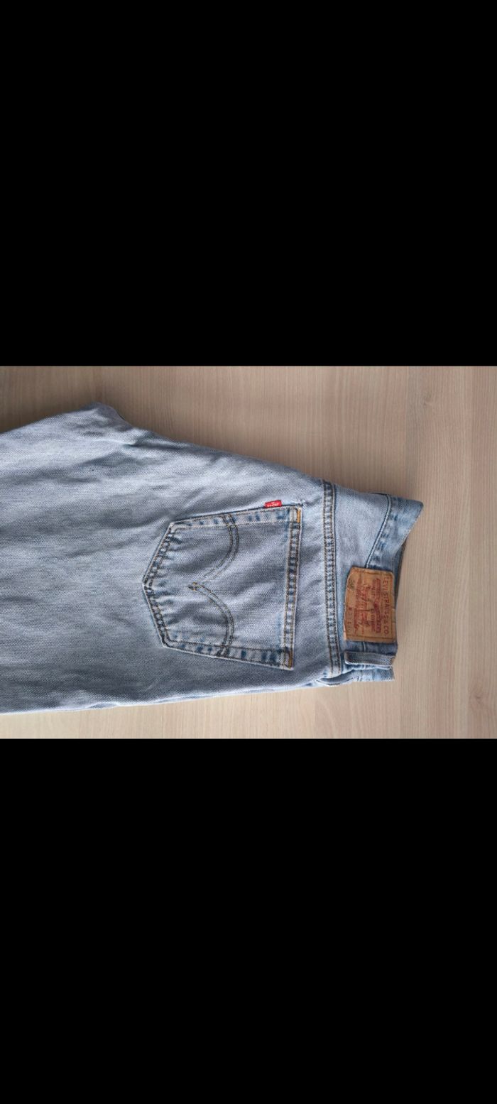 Jean Levi's taille w33l30 - photo numéro 1