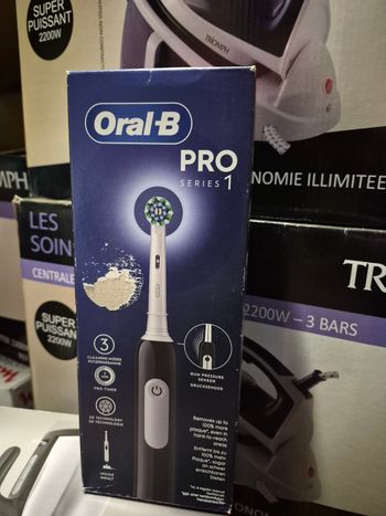Brosse à Dents électriques oral b Pro 1.