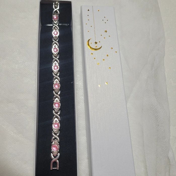 Bracelet neuf avec boîte neuve