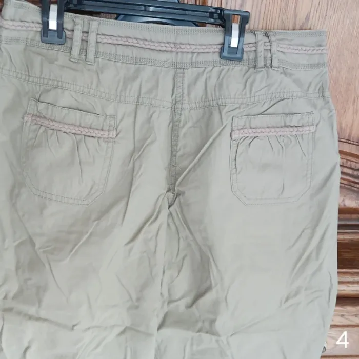 Pantacourt fluide taille 40/l 3 suisses - photo numéro 4