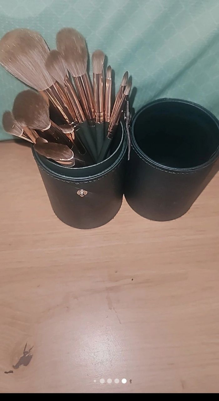 Set complet pinceaux maquillage 14 pinceaux boîte - photo numéro 4