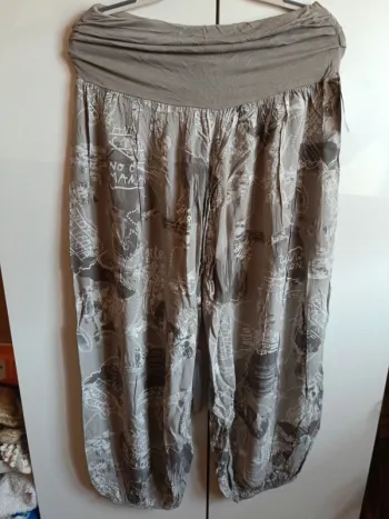 Pantalon Aladin gris et blanc
