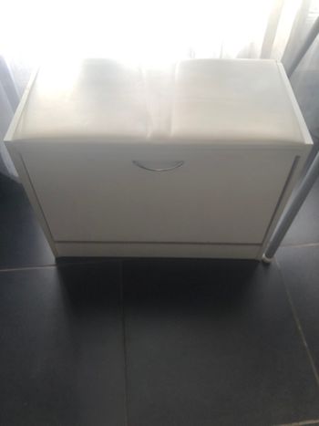 Banc range chaussures 