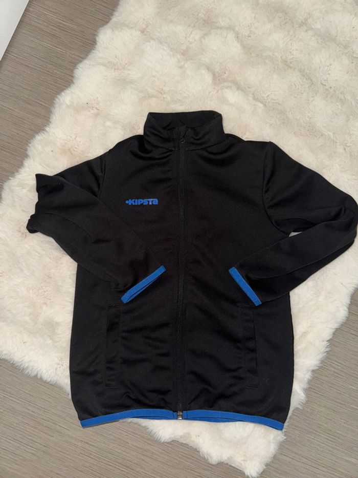 Veste jogging l’opéra très peu porté 7:8 ans