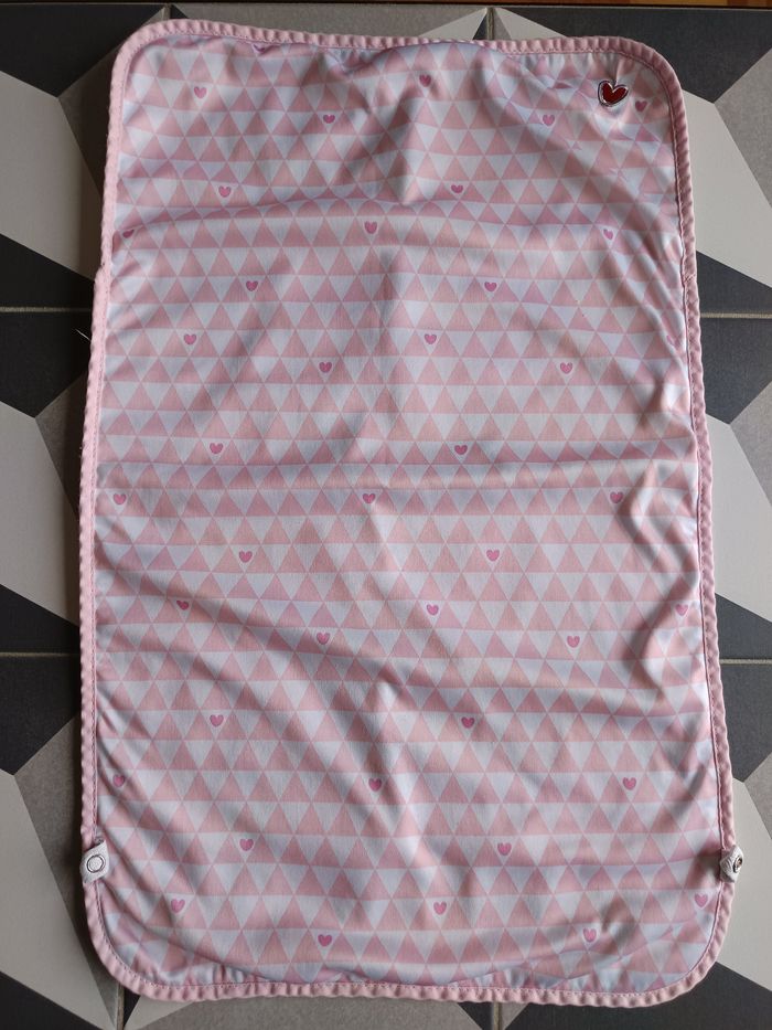 Serviette à langer coeurs Baby to Love