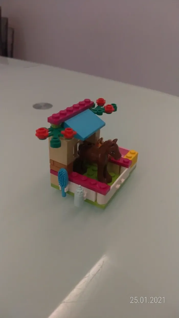 Lego Friends 41089 Le Petit Poulain - photo numéro 2