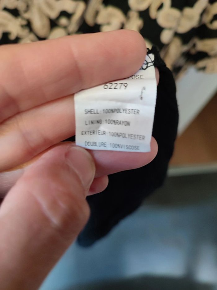 Robe cintrée taille 3 - photo numéro 13