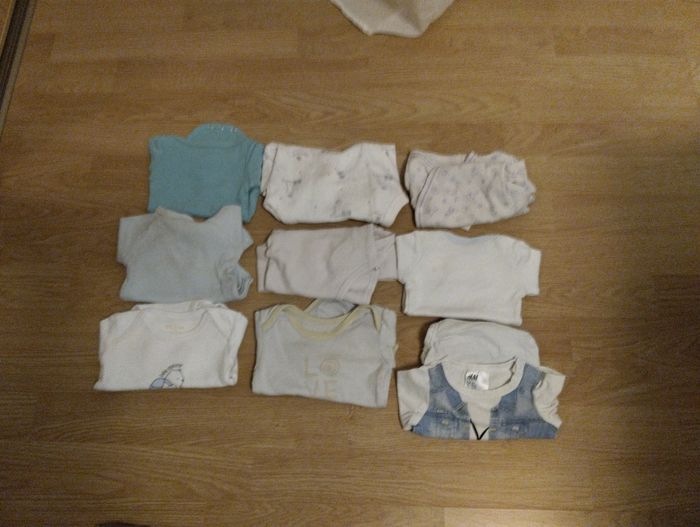 Lot de 34 articles garçon 0/3 mois - photo numéro 3