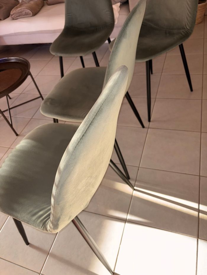 Chaise en velours vert - photo numéro 7