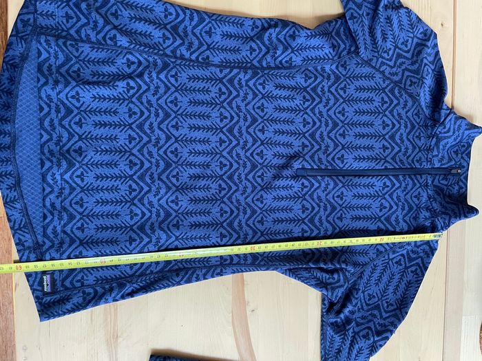 Sweat Patagonia thermique  marine motifs XS - photo numéro 7