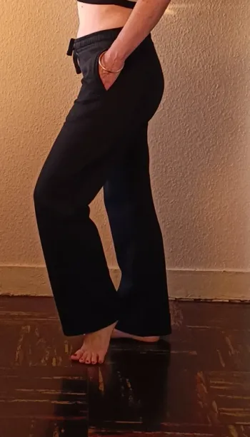 Pantalon de survêtement molleton noir T. 10-12 ans