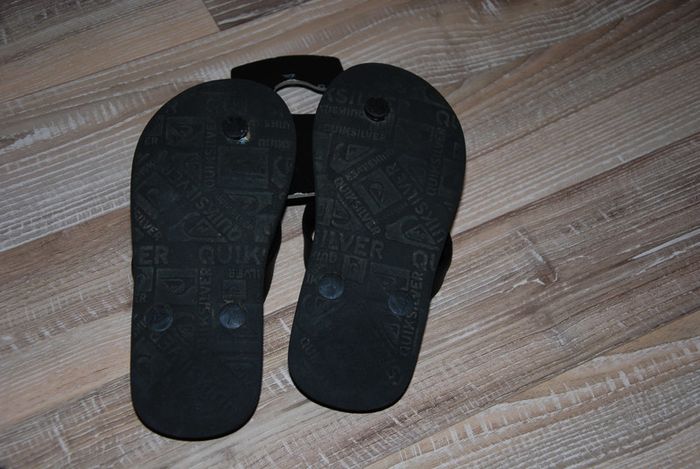 claquettes tongs quiksilver 31 garçon - photo numéro 2