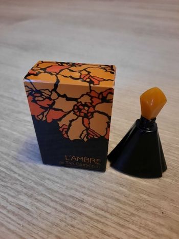 Miniature parfum de Tan Guidicelli