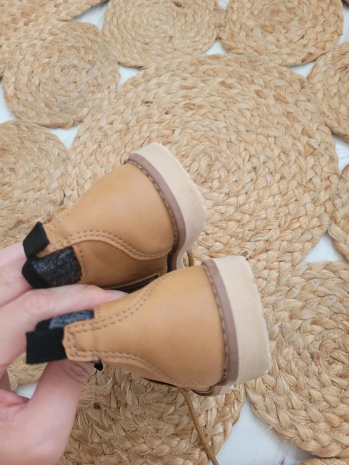 Bottines à lacets pointure 23 - photo numéro 4