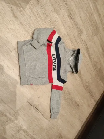 Sweat Levi's