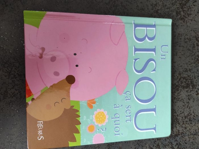 Livre les bisous ça sert à quoi