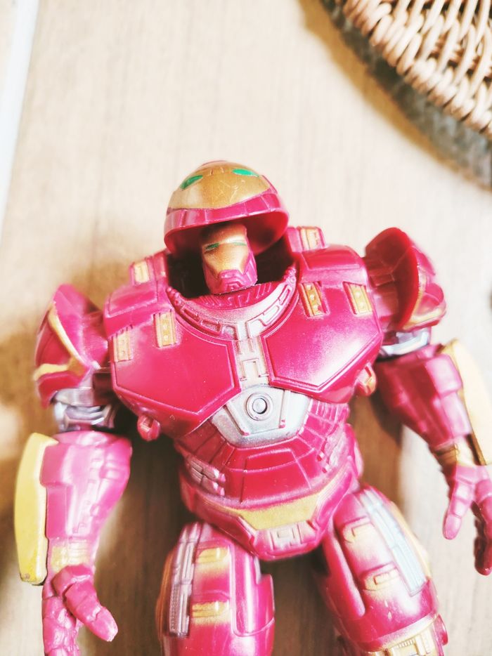 💫 Hulkbuster Iron Man figurine Avengers marvel marque Hasbro - photo numéro 2