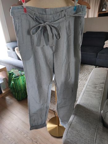 Joli pantalon T.40
