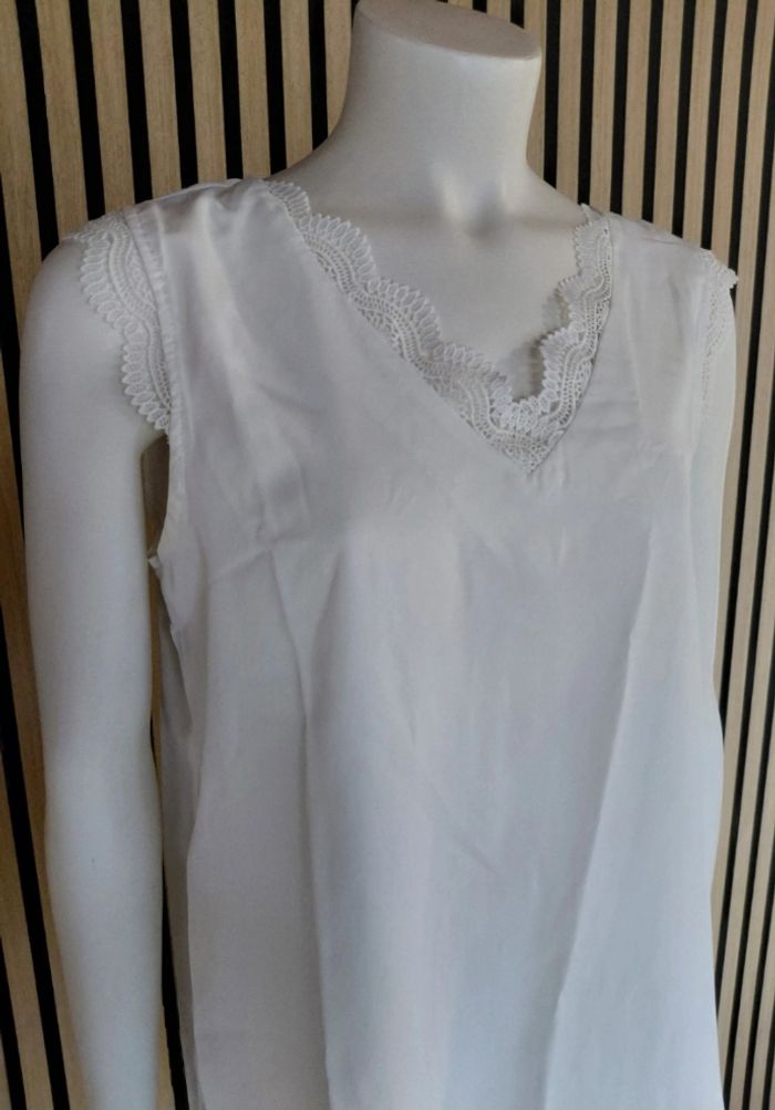 Superbe haut fluide Maëlle 🖤 - photo numéro 7