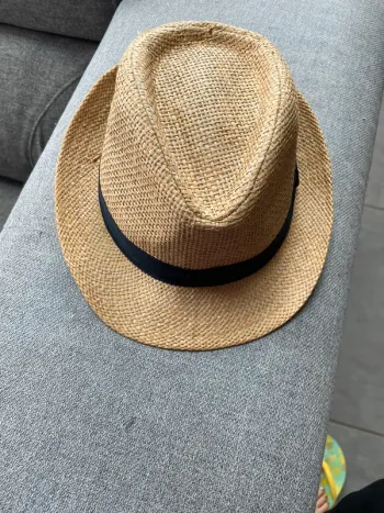Chapeau