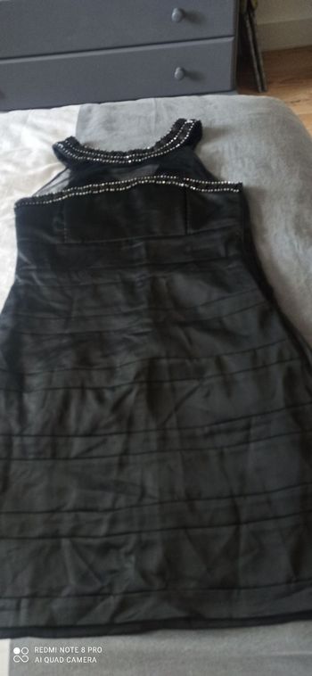 Robe noire courte t. 38