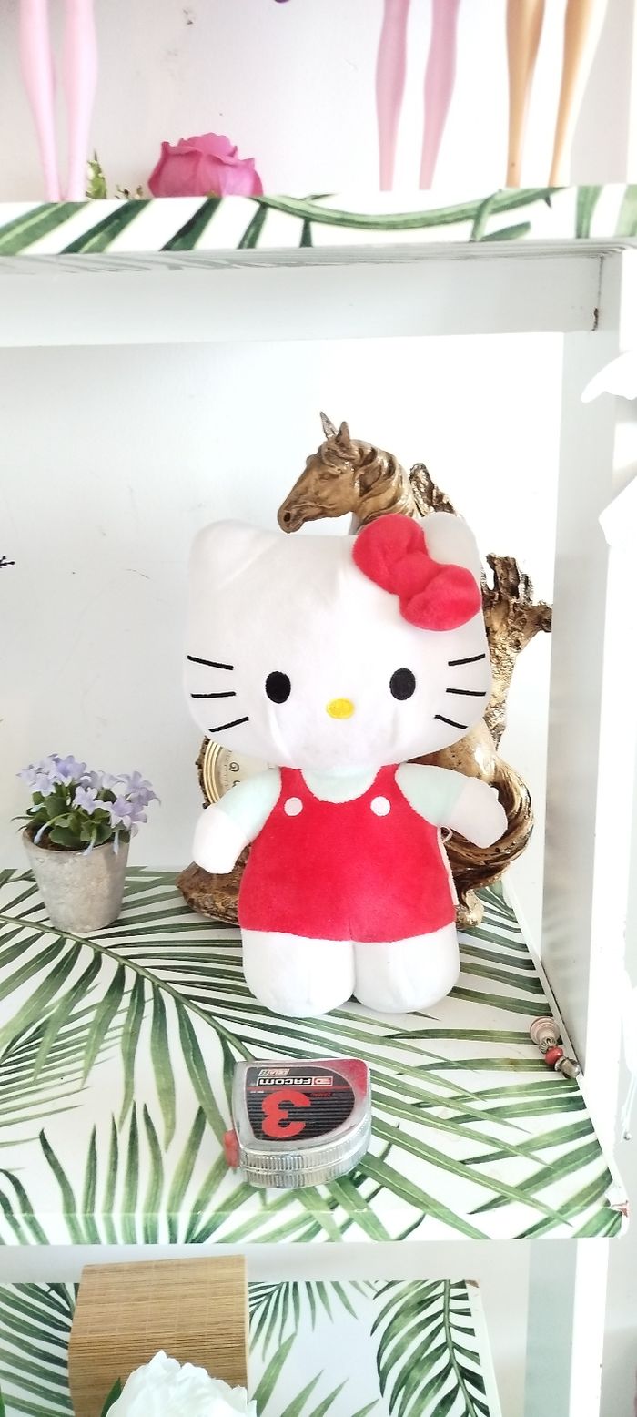 Peluche hello Kitty 🍍