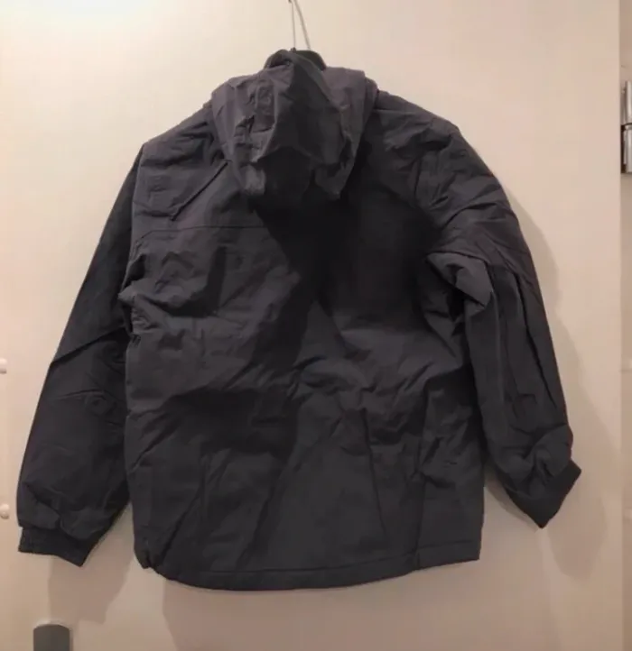 Veste fille quechua manches longues à capuche taille 12ans - photo numéro 3