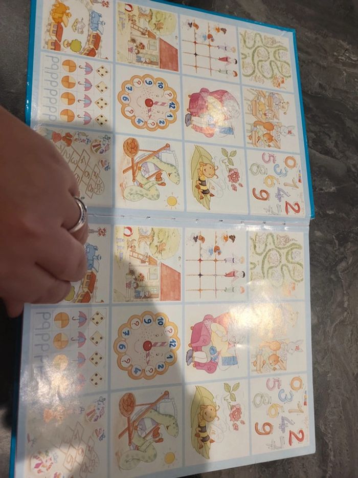 L imagerie pour la grande ecole,qq pages faites au crayon de papier - photo numéro 3