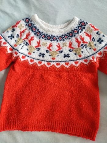 Très joli pull de Noël 24 mois