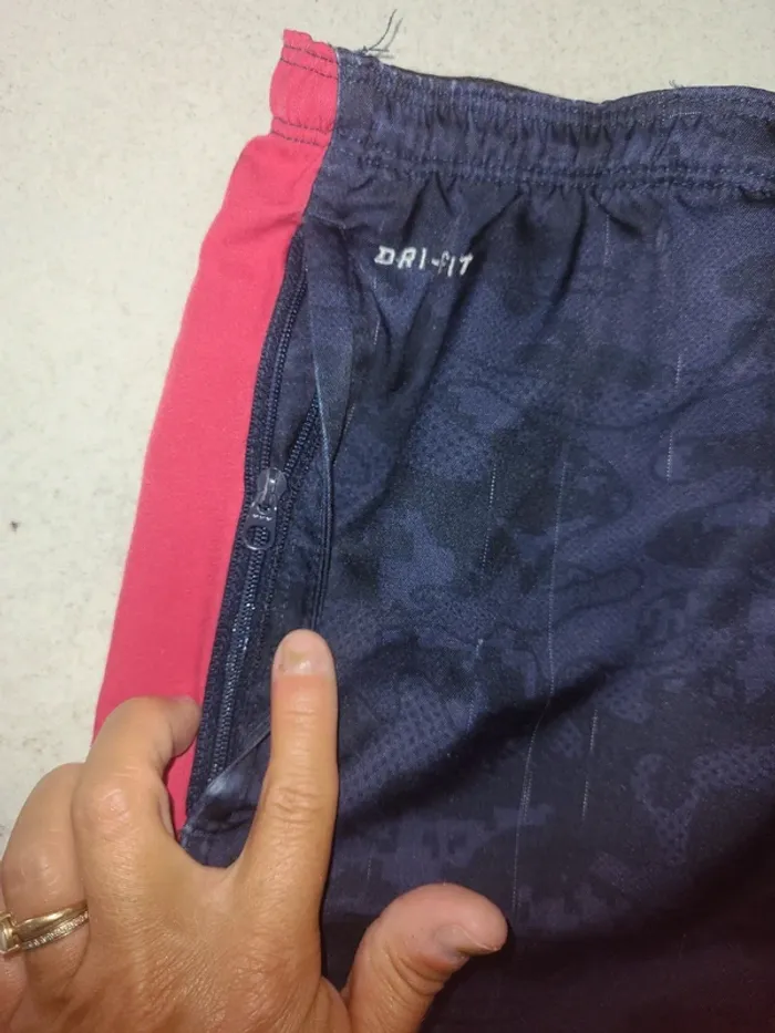 Short Nike 12 13 ans - photo numéro 3