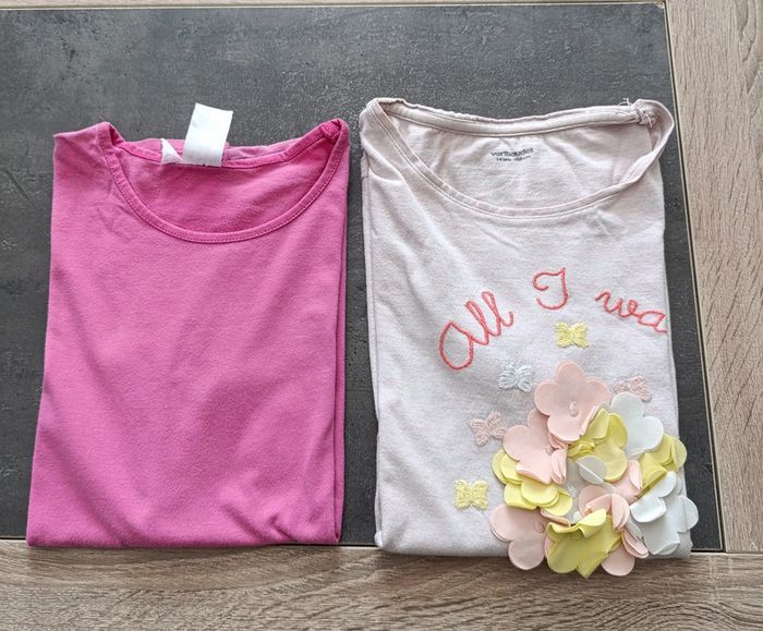 Lot de 2 t-shirt manches courtes taille 14ans