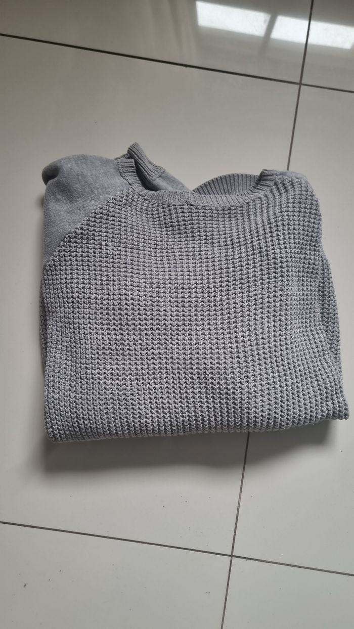 Pull primark taille M - photo numéro 3