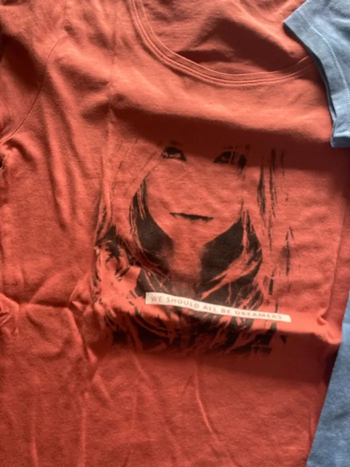 Lot 3 t-shirt Taille S en très bon état - photo numéro 3