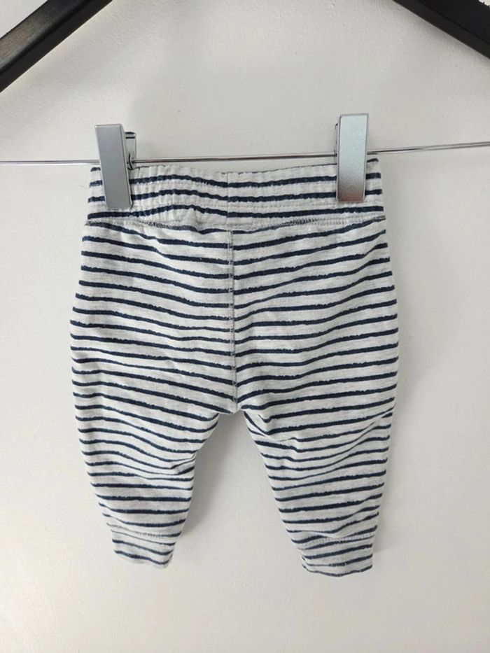 Joli jogging Tex 3 mois - photo numéro 4