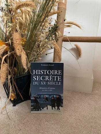 Livre "Histoire secrète du XXe siècle" d'Yvonnick Denoël