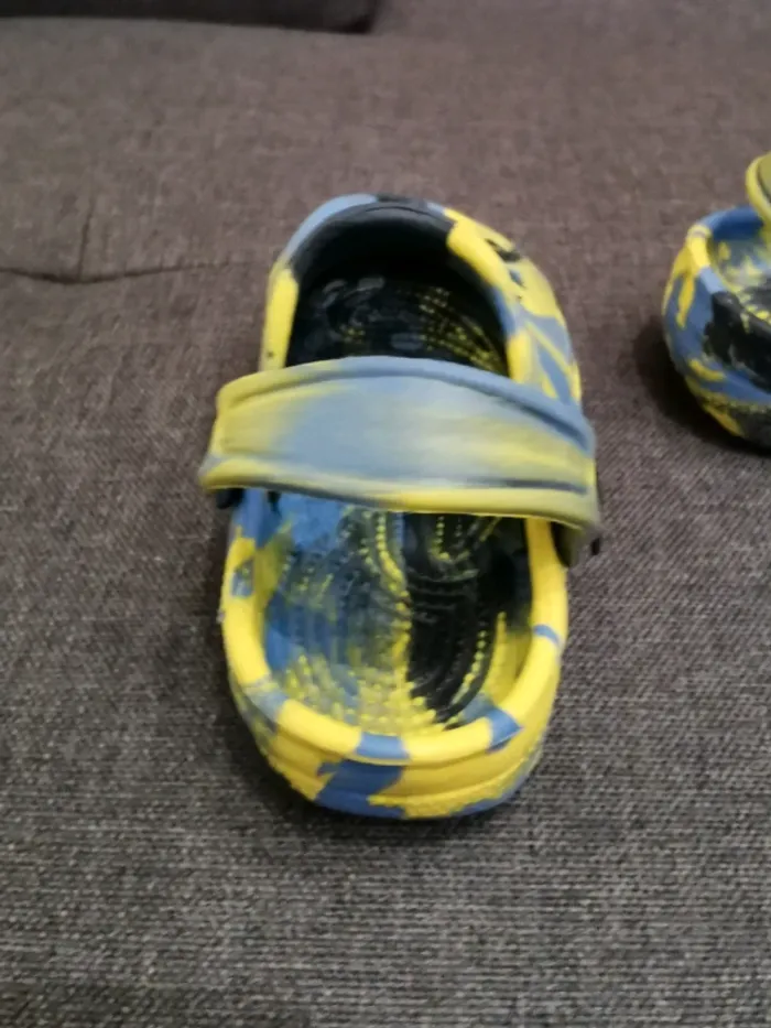 Crocs taille 19 - photo numéro 2