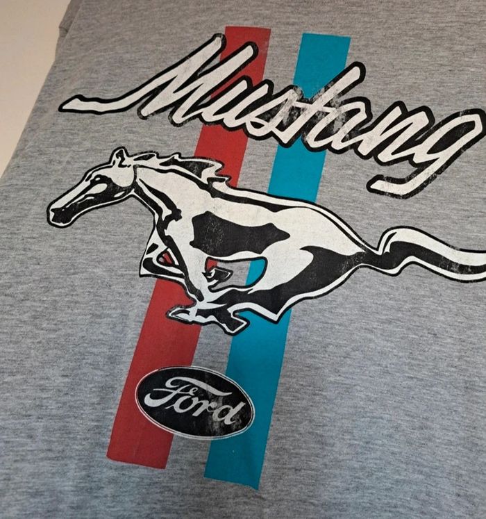T-shirt Ford mustang - photo numéro 4