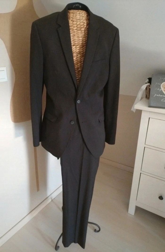 Costume