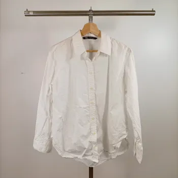 Chemise blanche Zara homme coupe droite basique casual taille M manches longues A1480