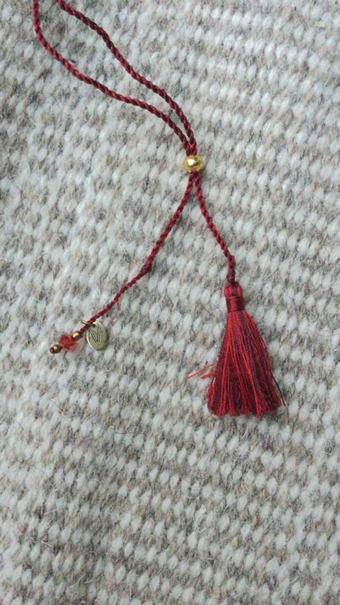 Collier pendentif pompon ajustable dans la longueur - photo numéro 2