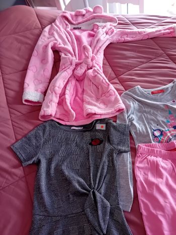 Lot vêtements fille